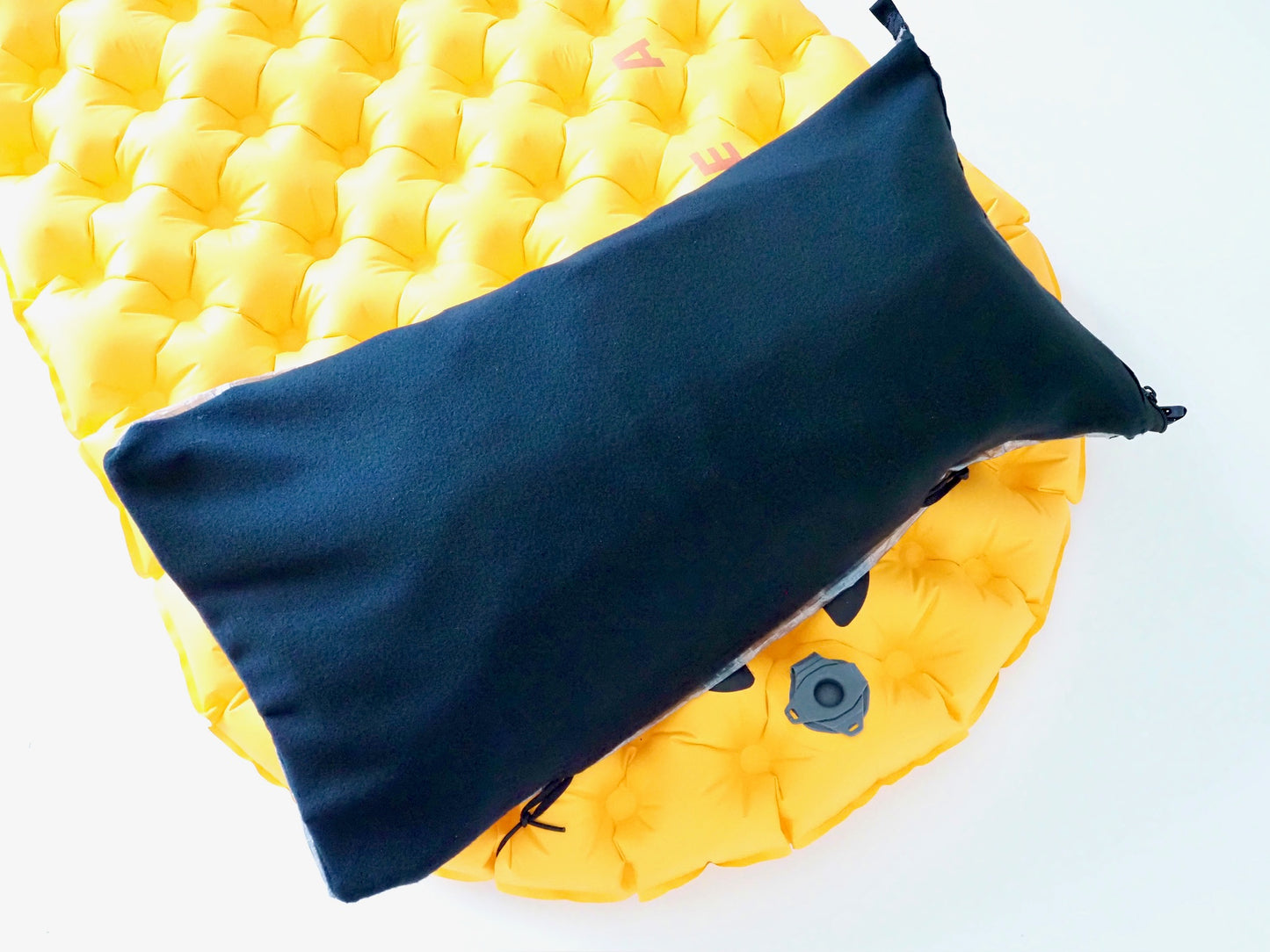 Zpacks / Medium-Plus Pillow(Pillow Attachment Cord 付き)