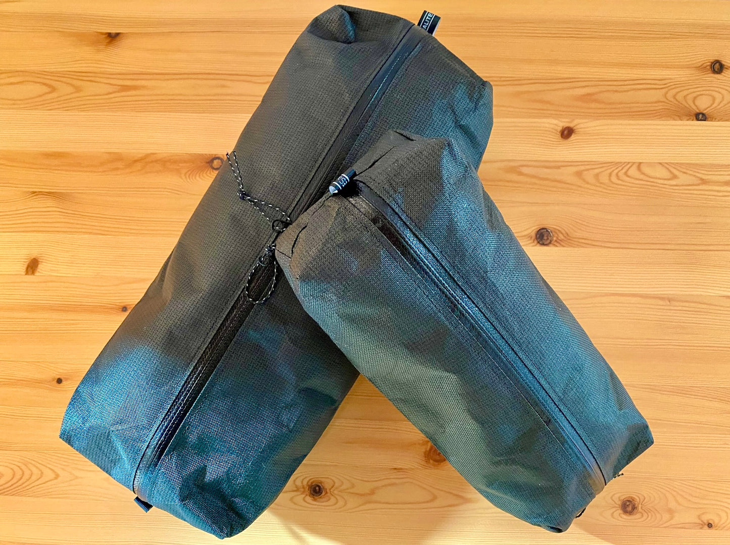 UltraLiteSacks / Zippered Cube Ditty